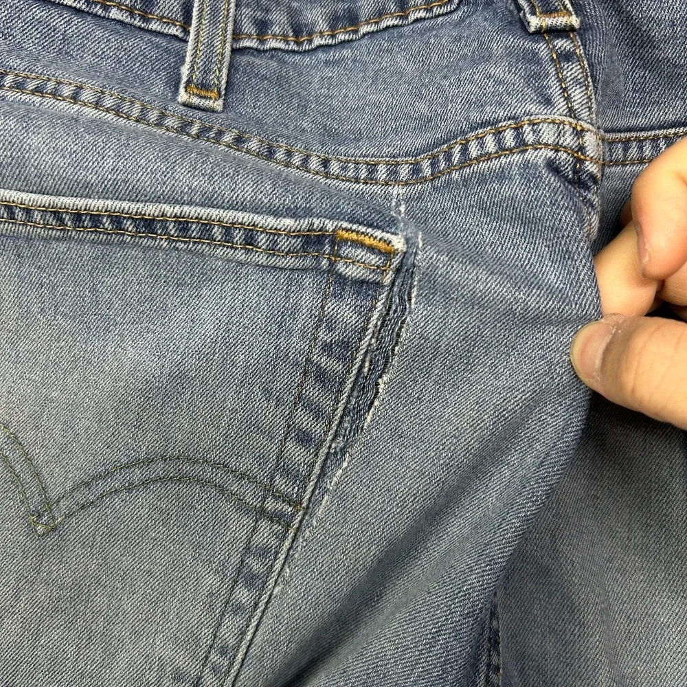 Levi's 513 Slim Jeans Mens 39X33 Blue Denim Zip Fly Straight Leg Classic - Flaws